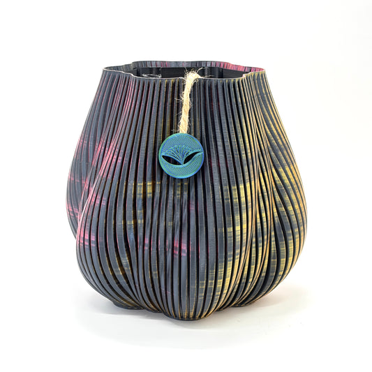 Wake Self-watering Vase Pink, black & gold Large